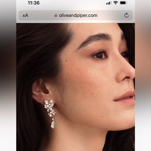 Olive and Piper Chantilly earrings!